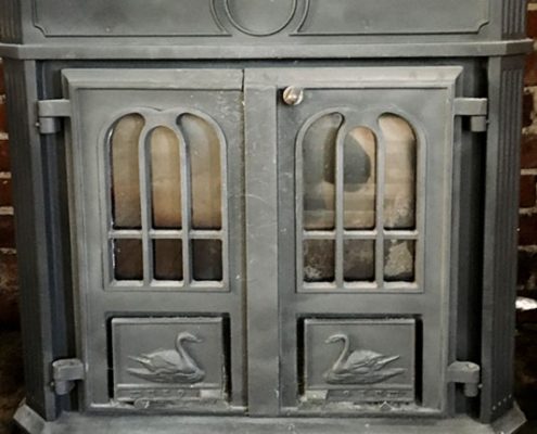Waterfall Cottage: stove